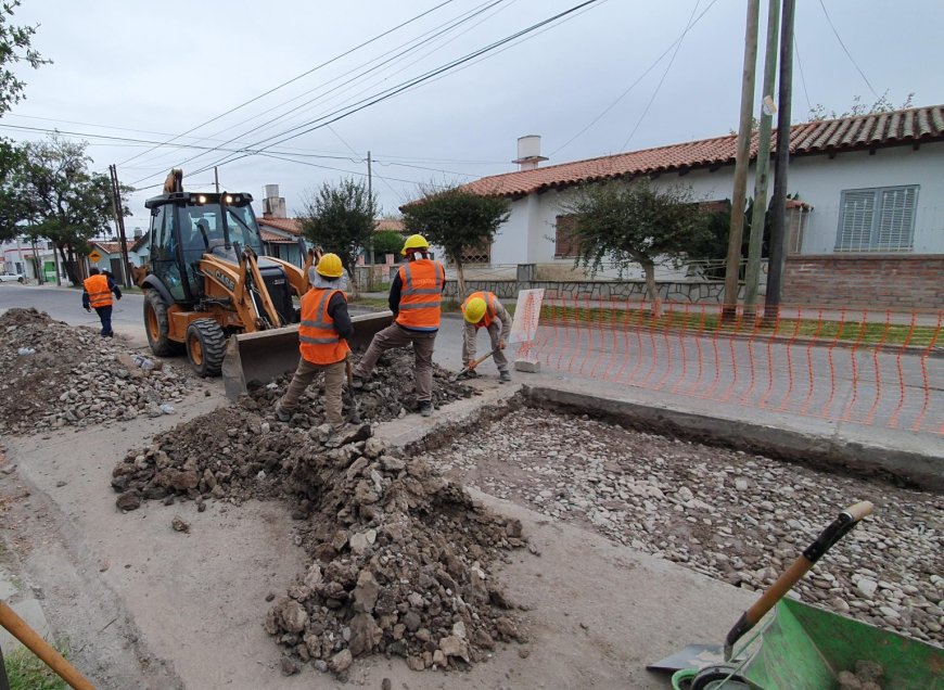 Plan de recuperación de calles: realizan arreglos en Olavarría entre San Martín y San Juan